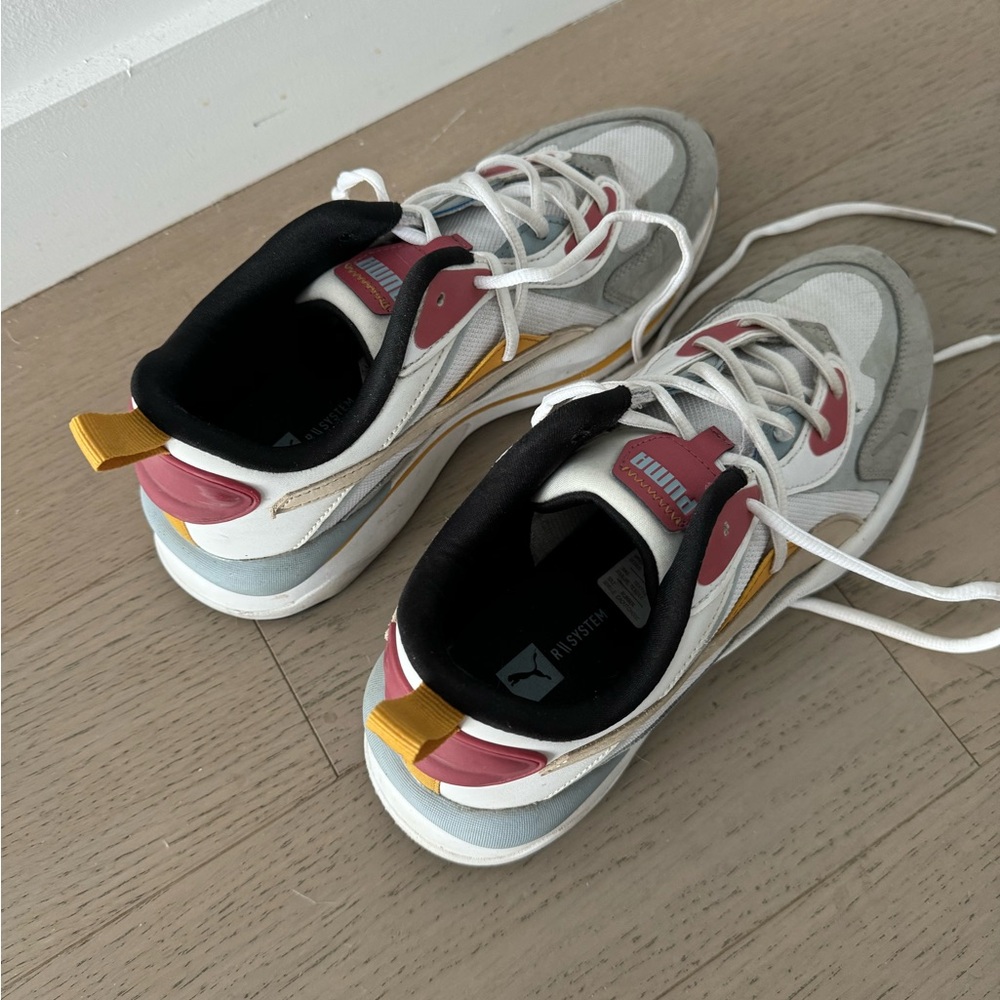 Puma Women’s Trainers - Picture 3 of 7